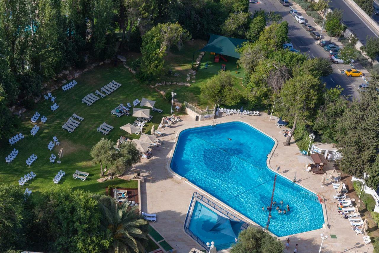 Ramada Jerusalem Hotel Exterior foto